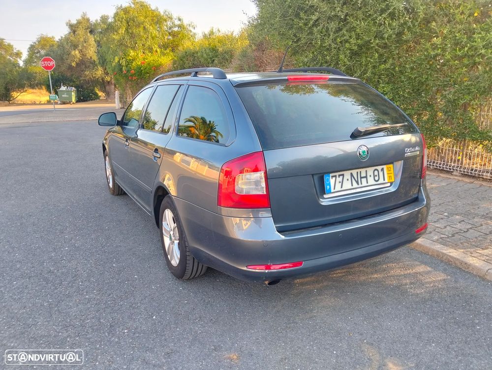Skoda Octavia Break 1.6 TDi Greenline Conforto - 4