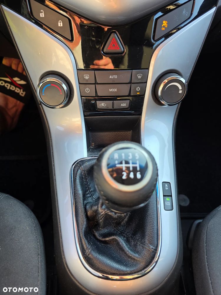 Chevrolet Cruze 1.7 D LT+ - 16
