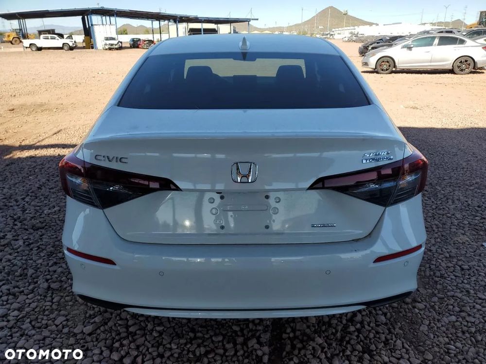 Honda Civic 2.0 i-MMD Sport CVT - 6