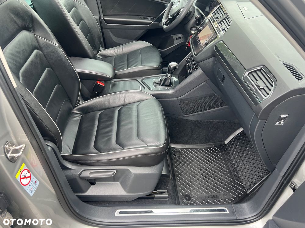 Volkswagen Tiguan - 32