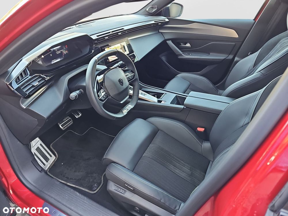 Peugeot 408 - 10