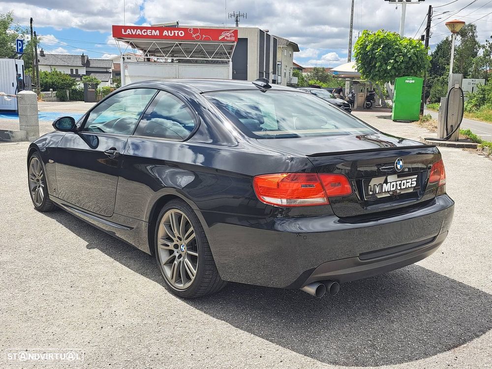 BMW 320 d Coupe - 13