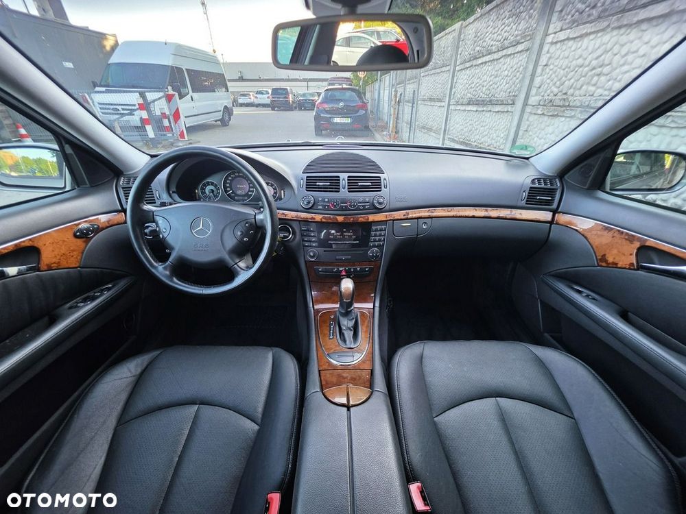 Mercedes-Benz Klasa E 200 Kompressor Automatik Elegance - 13