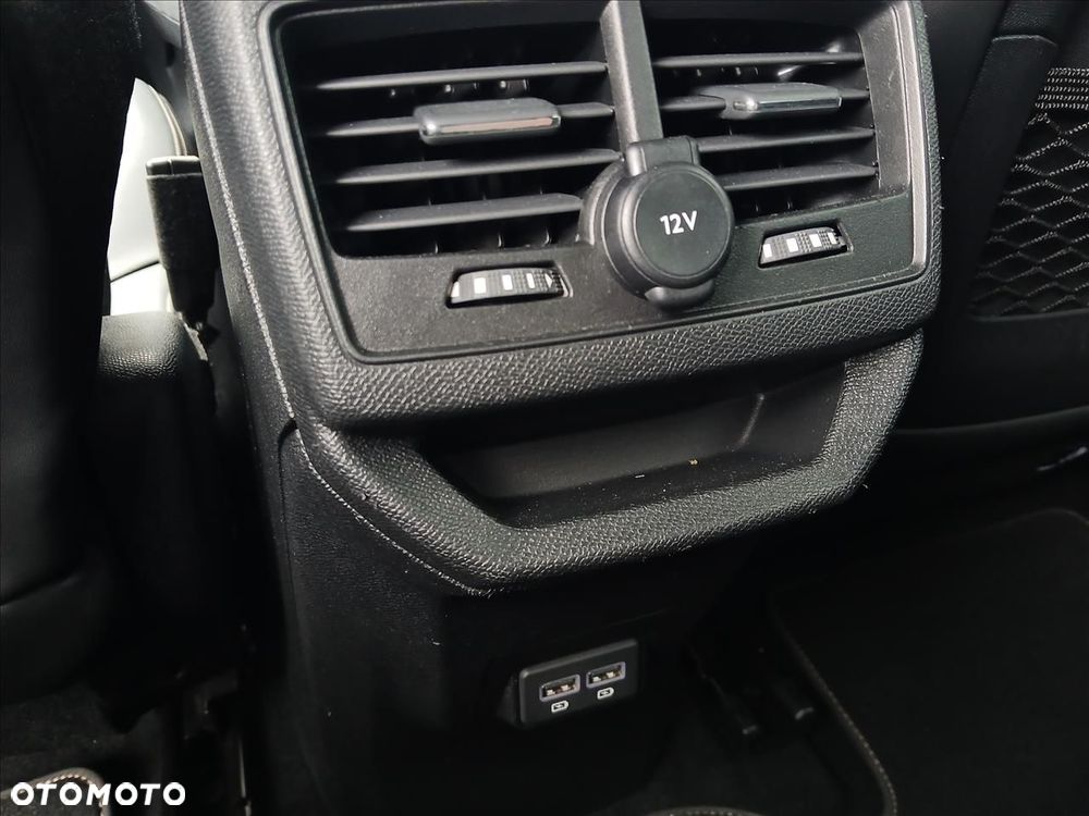 Peugeot 3008 225 e-EAT8 GT Pack - 25