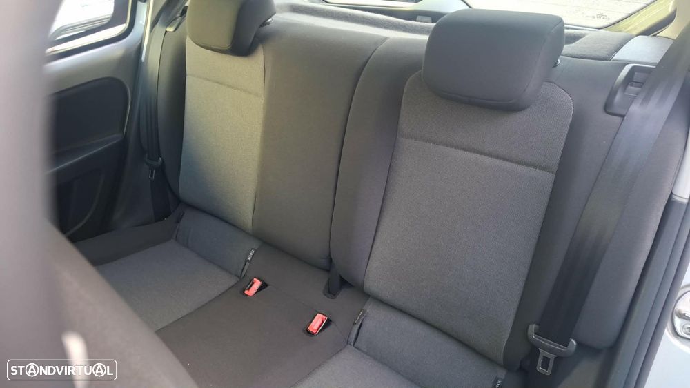 VW Up! 1.0 Move Auto - 12