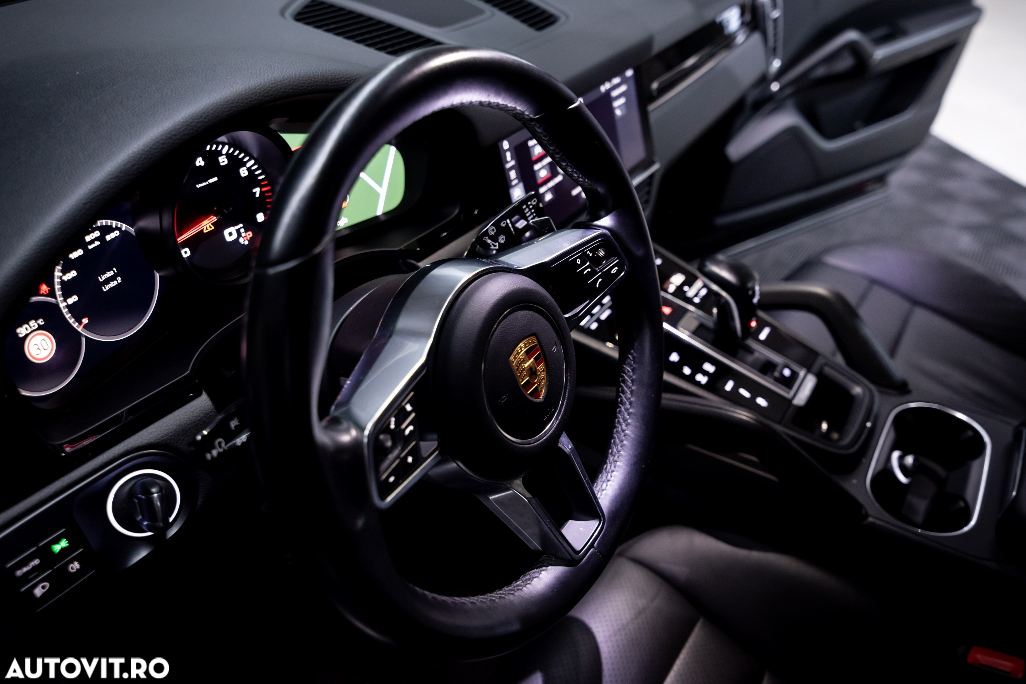 Porsche Cayenne Tiptronic S Platinum Edition - 11