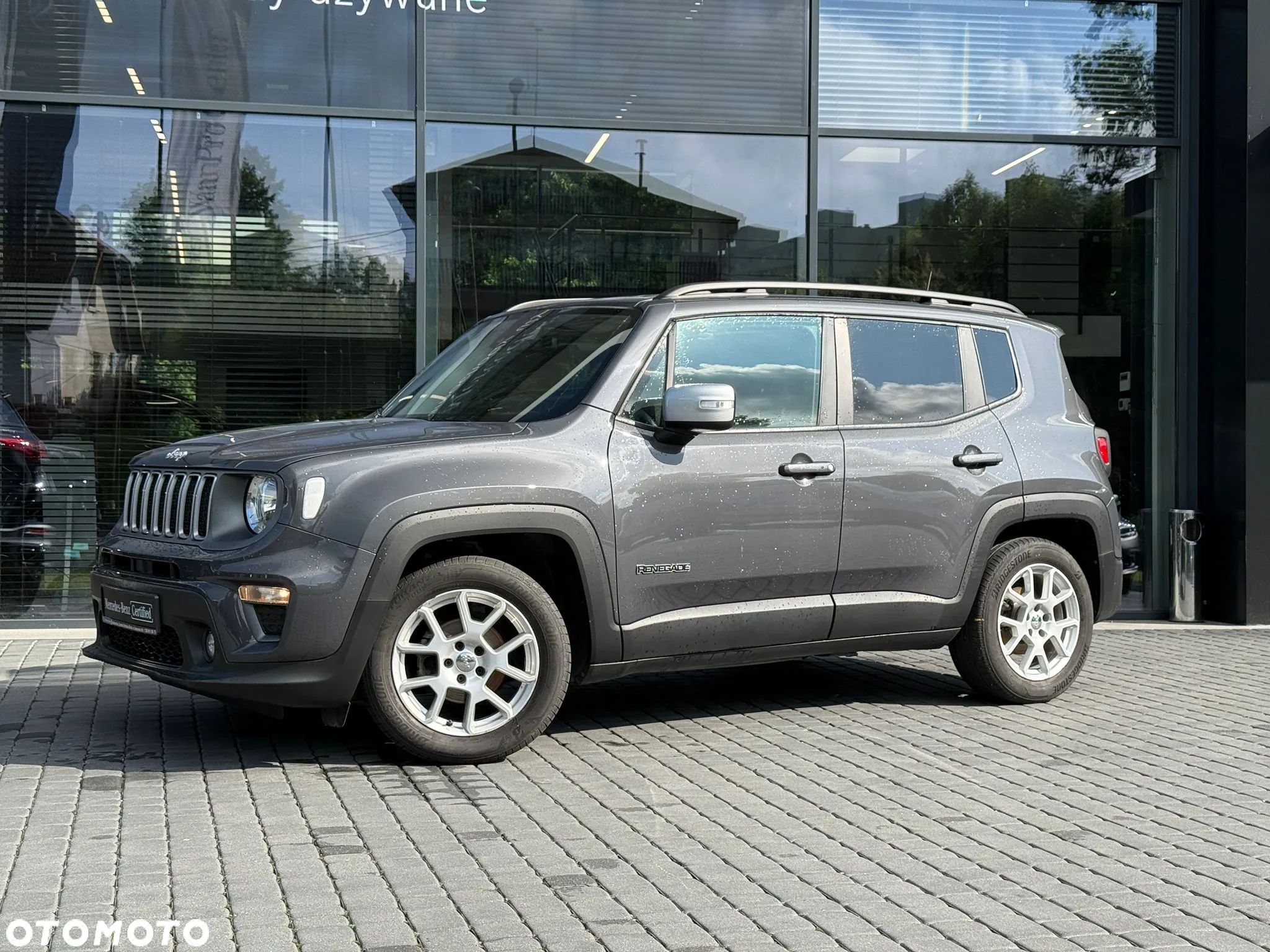 Jeep Renegade - 1