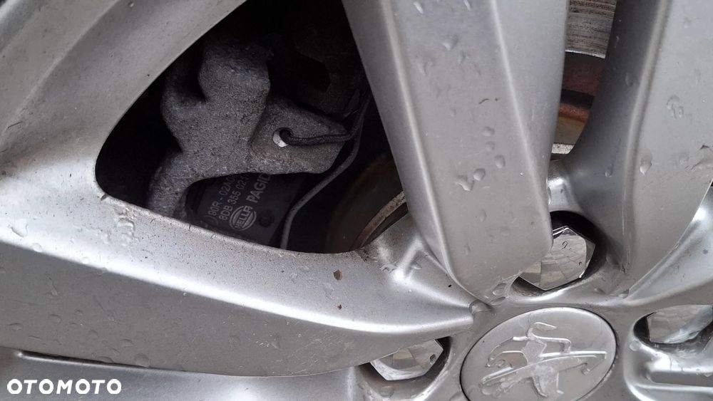 Peugeot 308 BlueHDi FAP 120 Stop&Start Allure - 23