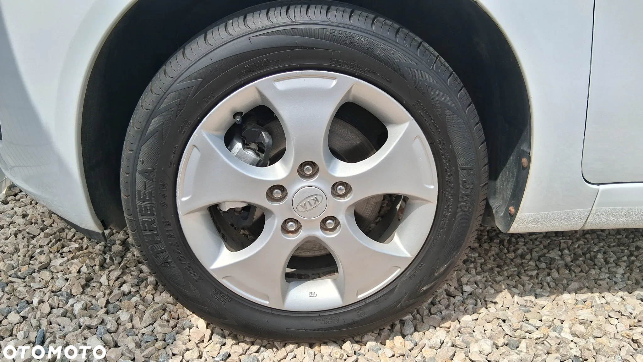 Kia Venga 1.4 CVVT Edition 7 - 9