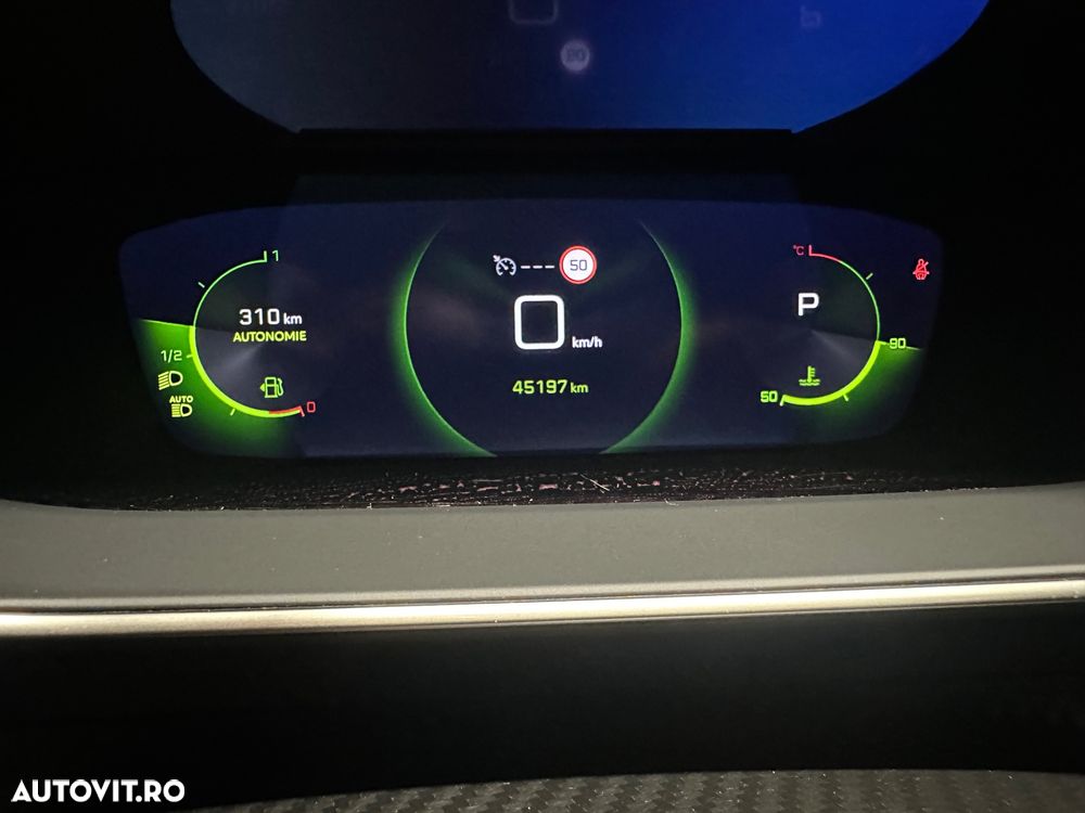 Peugeot 2008 1.2L PureTech 130 S&S EAT8 GT - 19