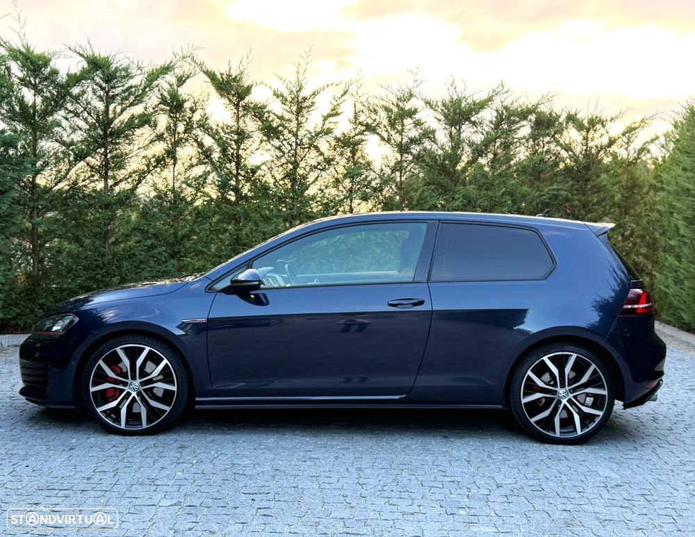 VW Golf GTI Performance BlueMotion DSG - 3