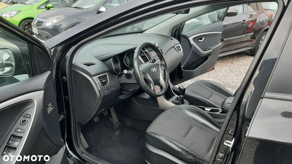 Hyundai i30 1.4 CRDi Comfort - 10