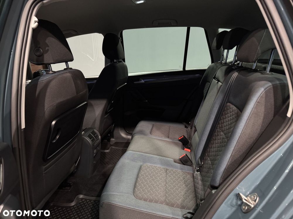 Volkswagen Golf Sportsvan - 14