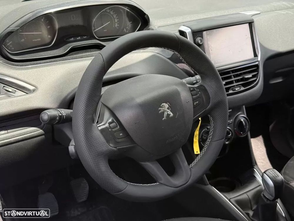 Peugeot 208 1.6 BlueHDi Style - 5