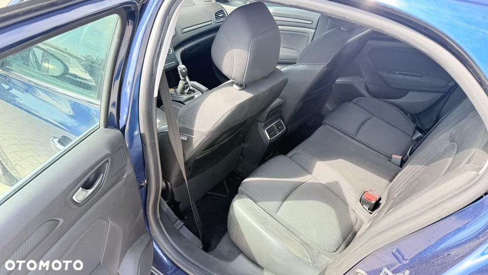 Renault Megane ENERGY TCe 100 LIFE - 10
