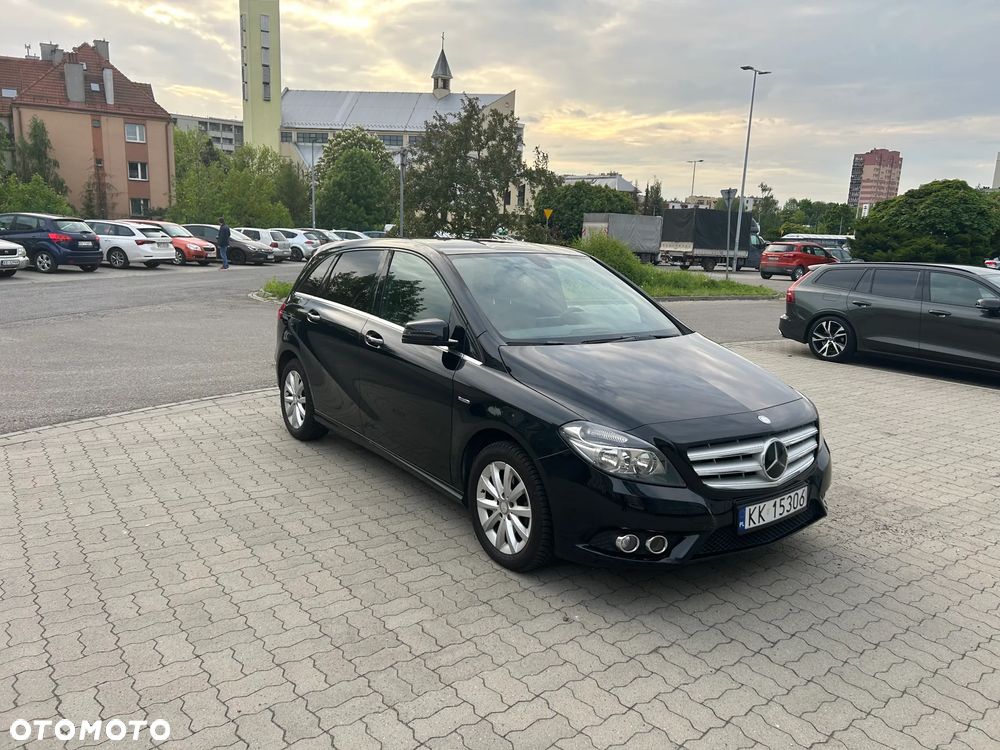 Mercedes-Benz Klasa B 180 CDI (BlueEFFICIENCY) - 3