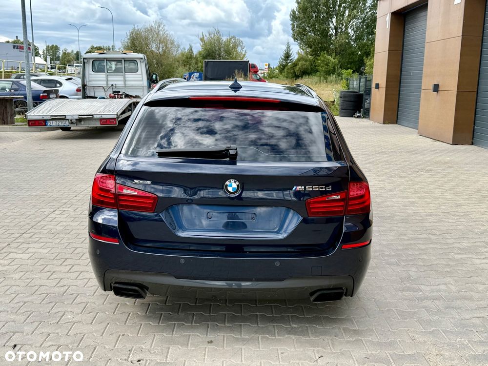 BMW Seria 5 M550d xDrive - 5