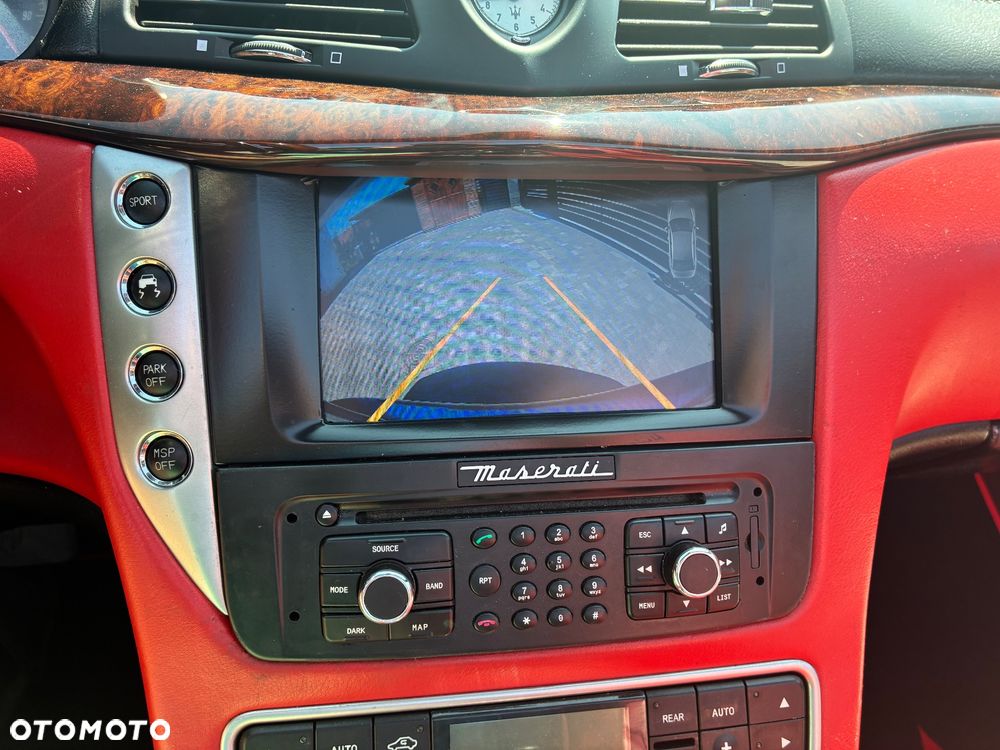 Maserati GranCabrio - 18