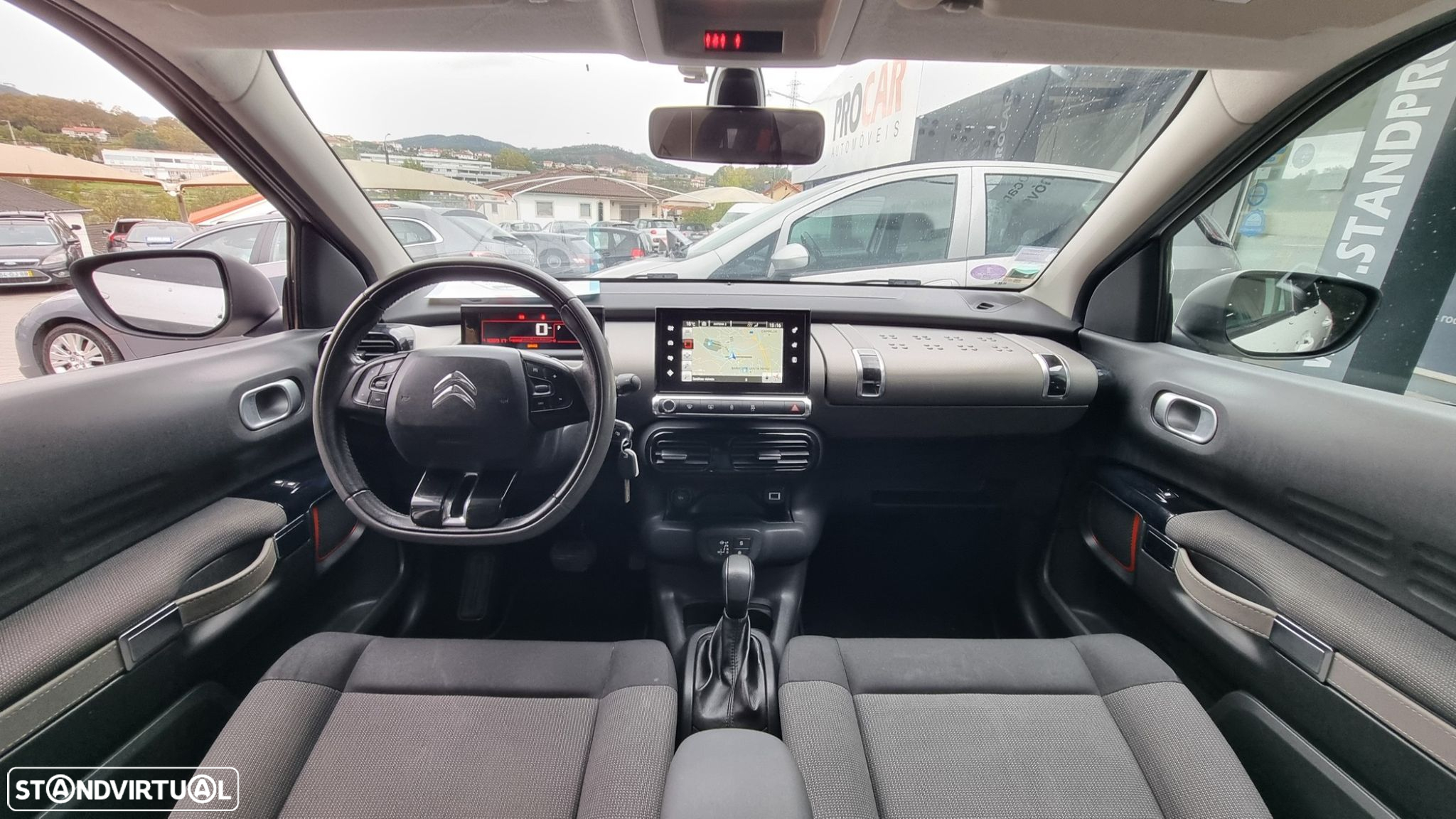 Citroën C4 Cactus 1.2 PureTech Shine EAT6 - 6