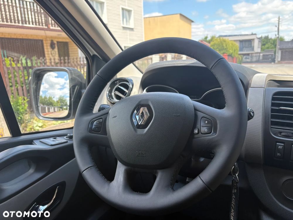 Renault Trafic - 17