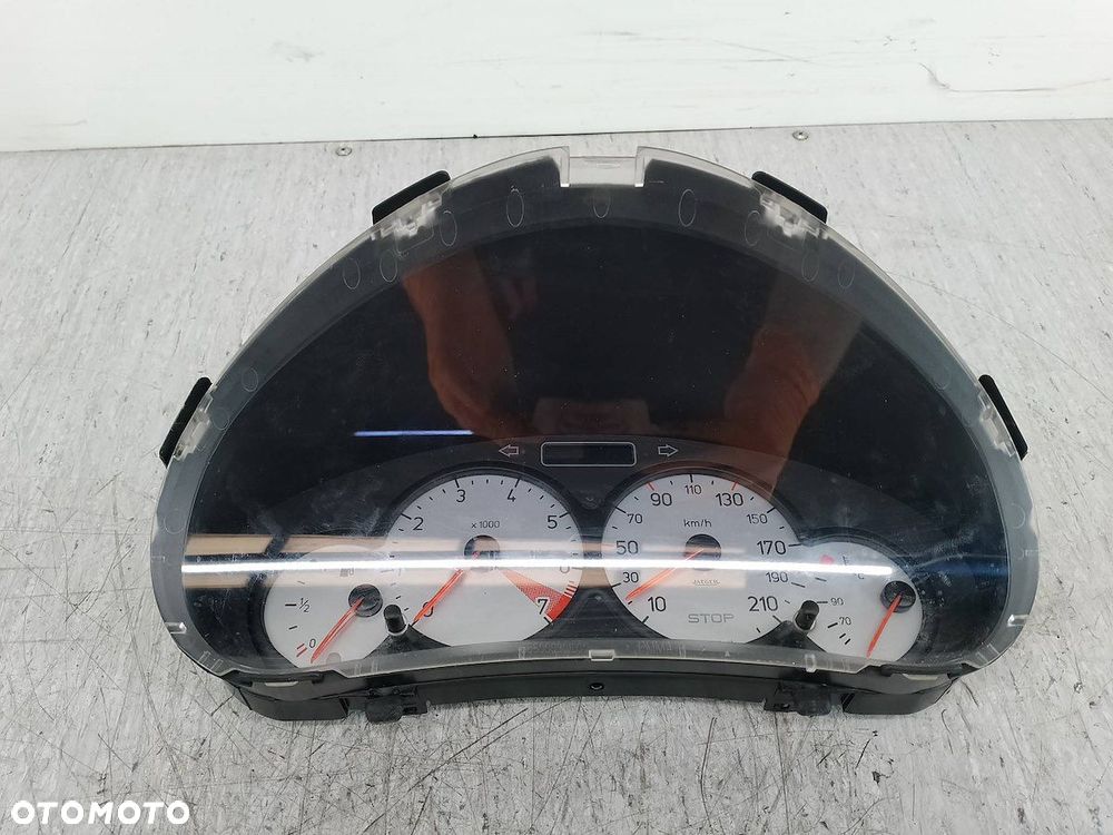 LICZNIK PEUGEOT 206 9656696380 1.4 8V - 1