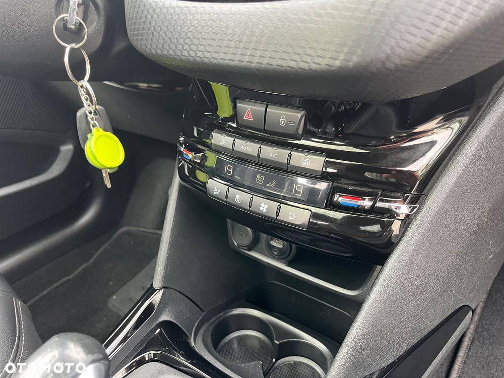 Peugeot 2008 PureTech 110 Stop&Start Allure - 20