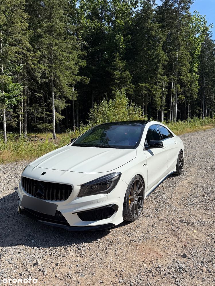 Mercedes-Benz CLA - 1