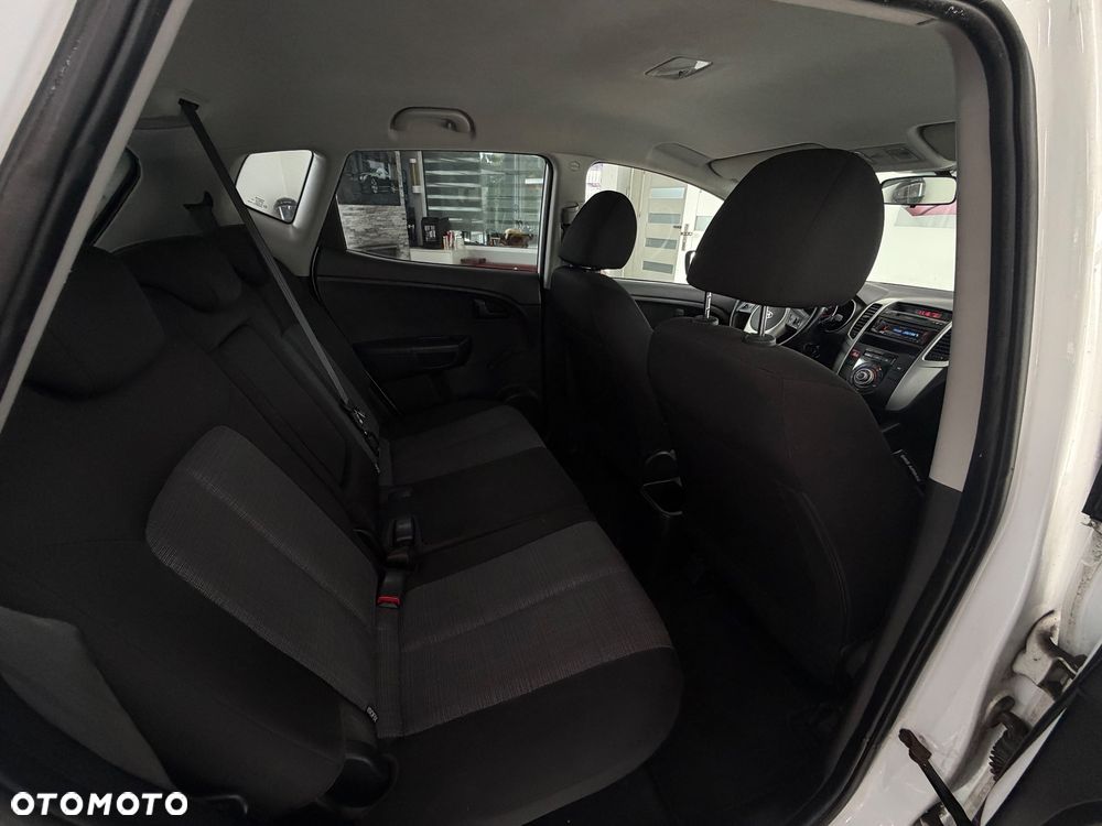 Kia Venga 1.4 CRDi M - 6