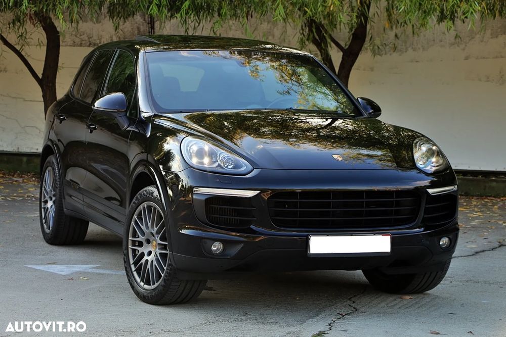 Porsche Cayenne 3.0 L - 2