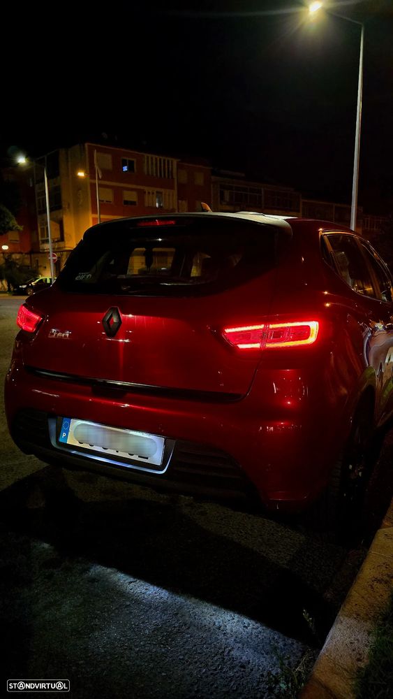 Renault Clio 1.5 dCi # - 12