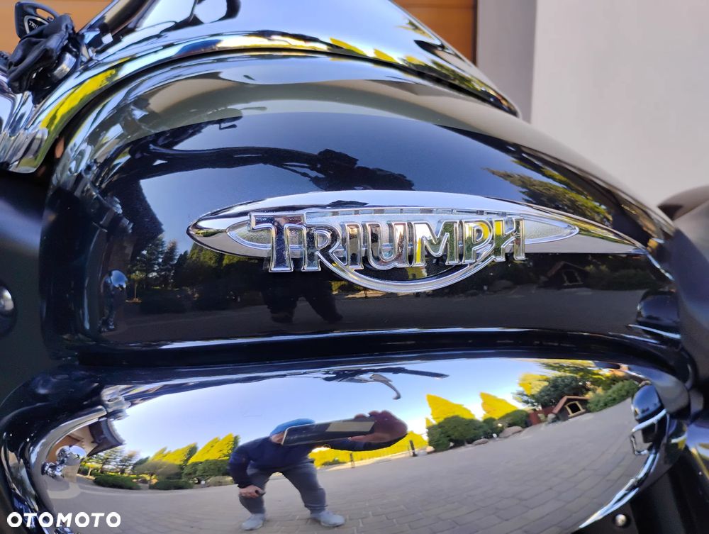 Triumph Rocket - 19