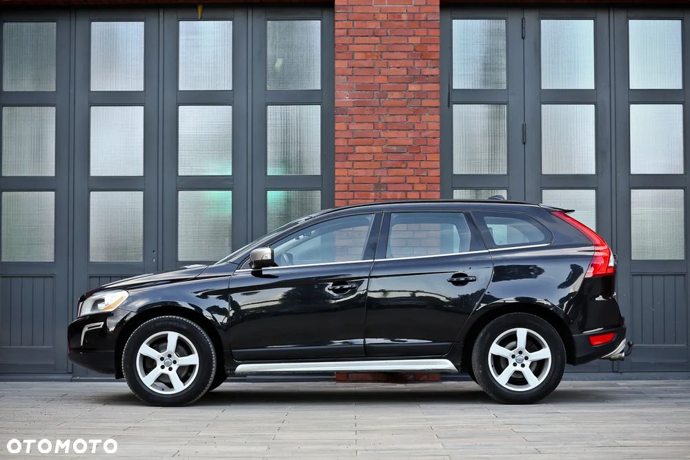 Volvo XC 60 DRIVe R Design - 10