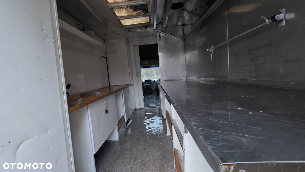 Mercedes-Benz Sprinter - 18