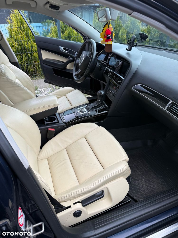 Audi A6 Avant - 13
