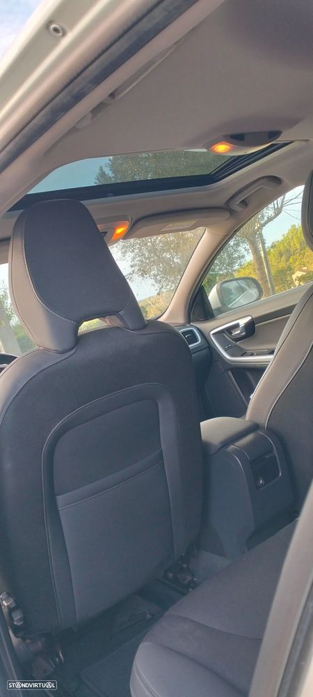 Volvo V60 - 19
