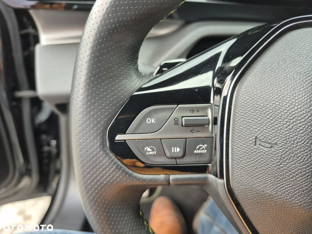 Peugeot 308 - 35