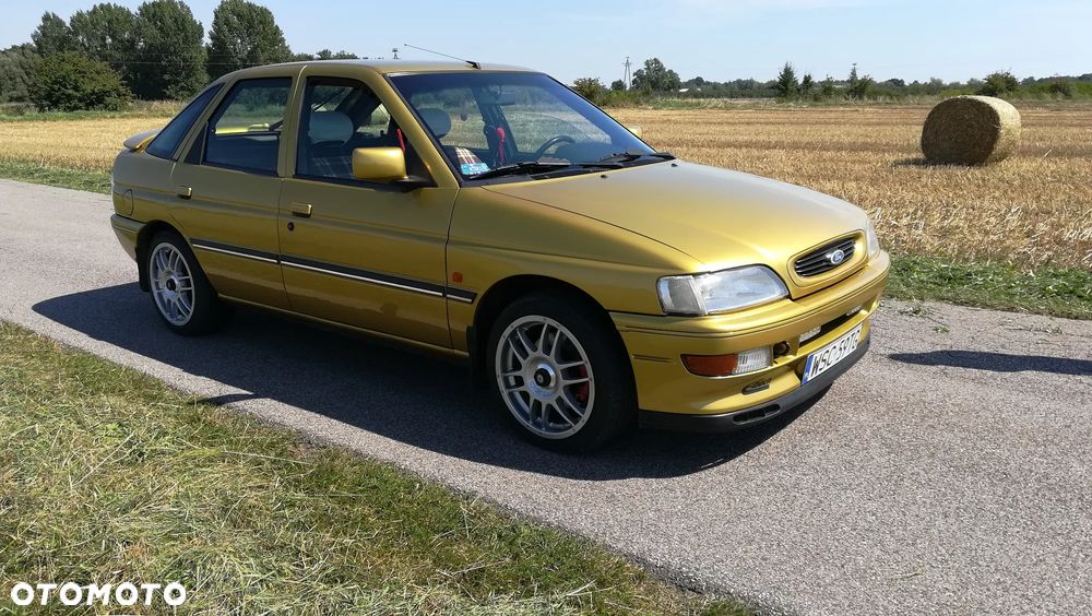 Ford Escort - 8