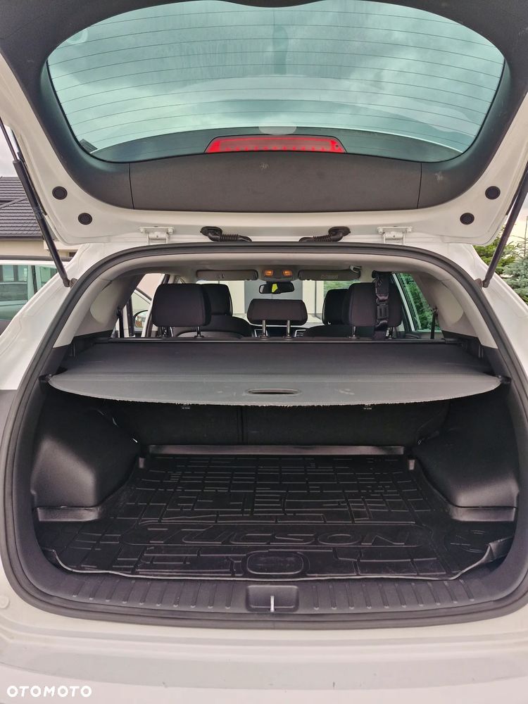 Hyundai Tucson blue 1.7 CRDi 2WD Style - 10