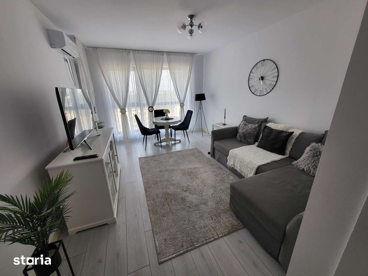 Apartament 2 camere cu balcon și parcare subterană — fotografia 1