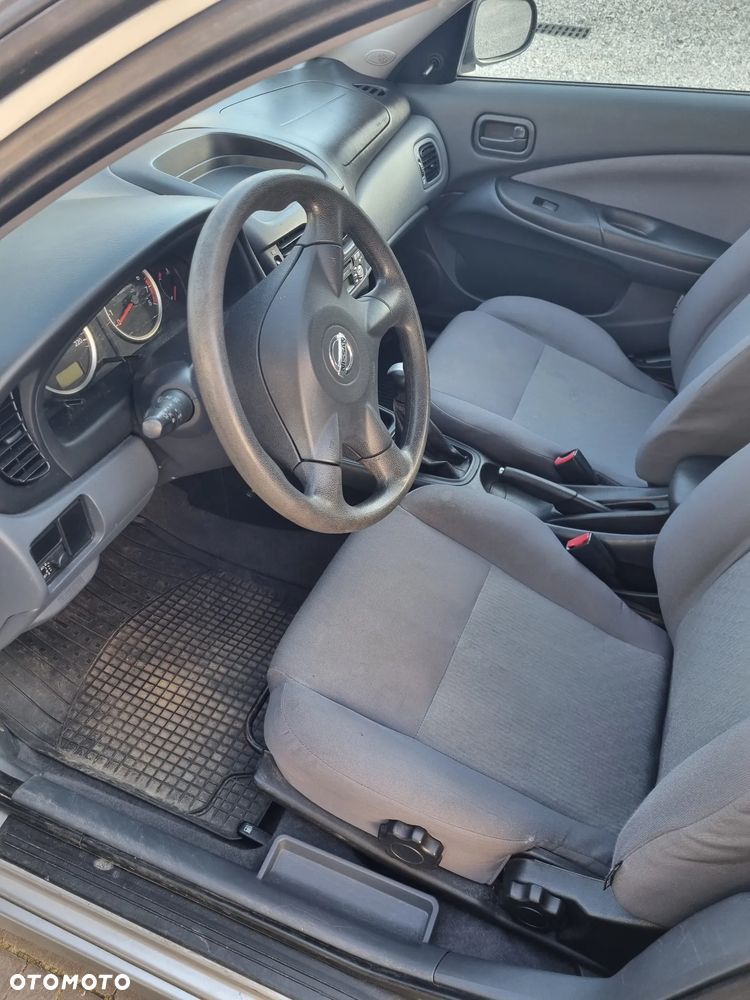 Nissan Almera 1.5 acenta PLUS - 8