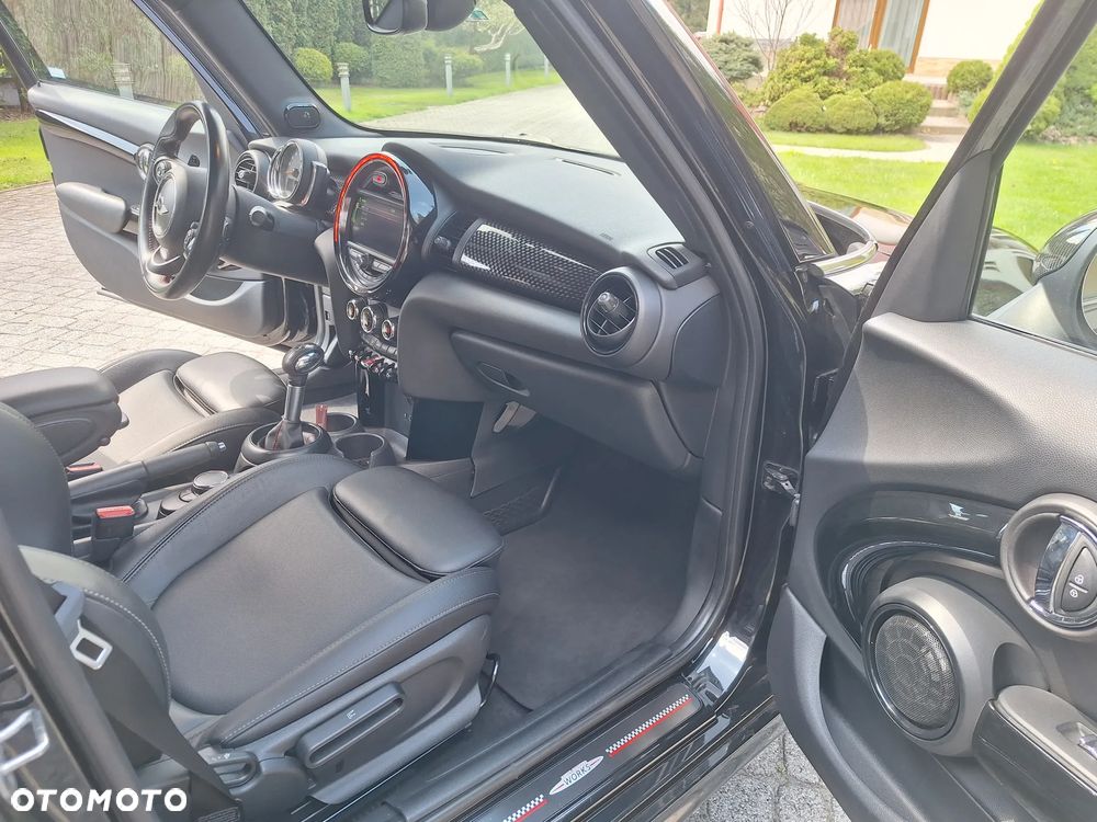 MINI Cooper S - 16