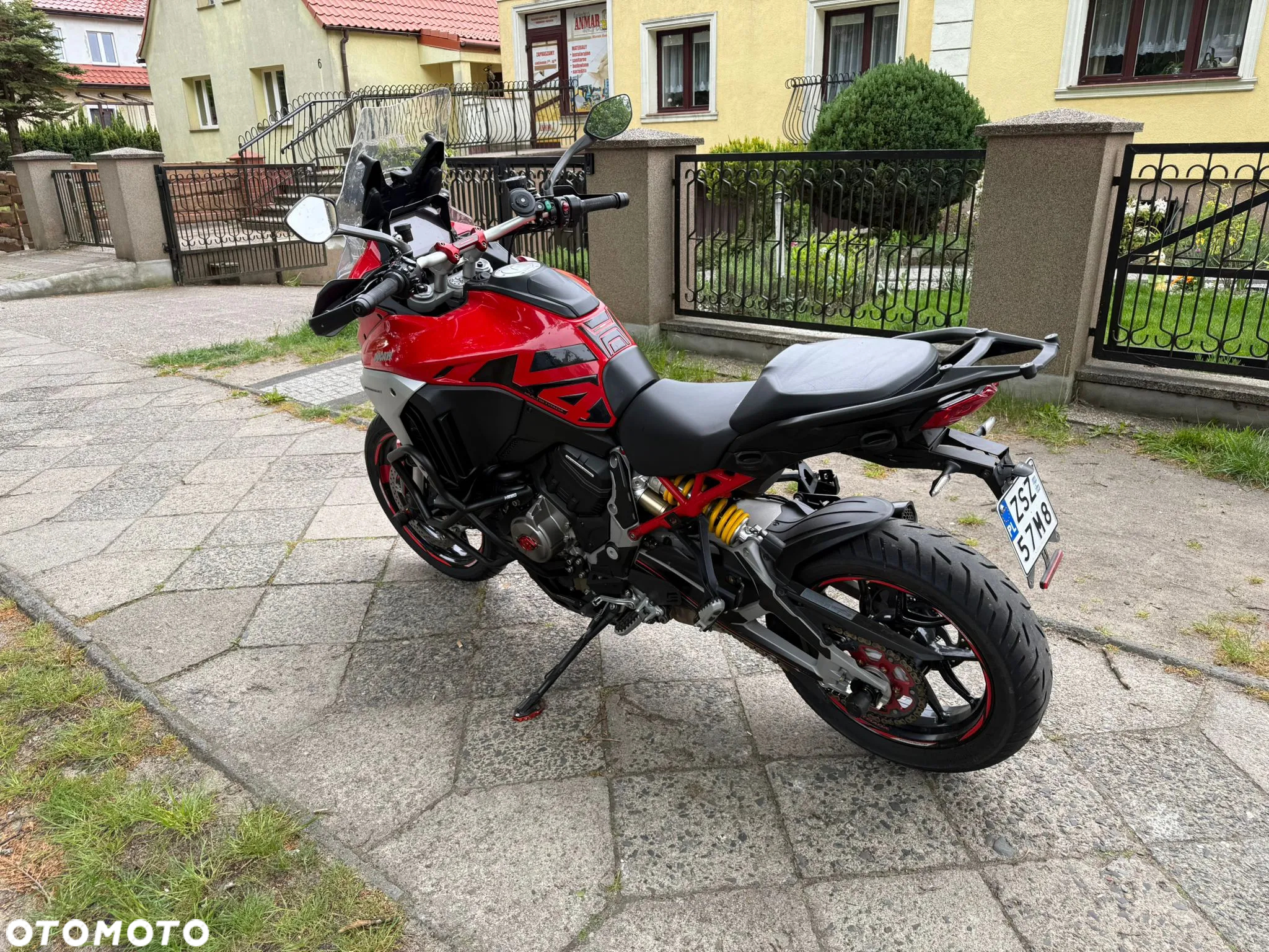 Ducati Multistrada - 10