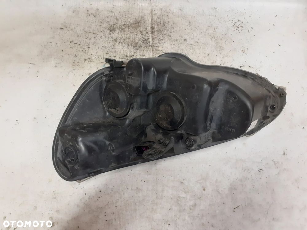 .  PRZOD PRZEDNIA LAMPA PRAWA FORD S-MAX MK1 - 4