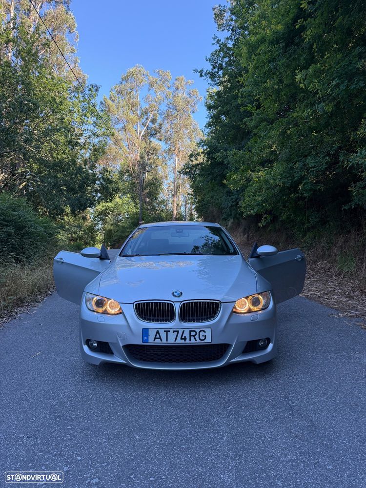 BMW 330 d - 1