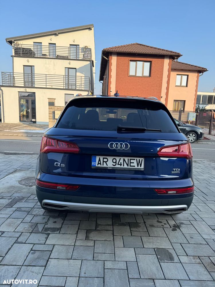 Audi Q5 40 TDI quattro S tronic - 4