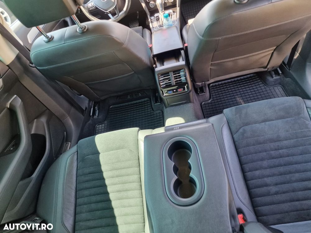 Volkswagen Passat - 8