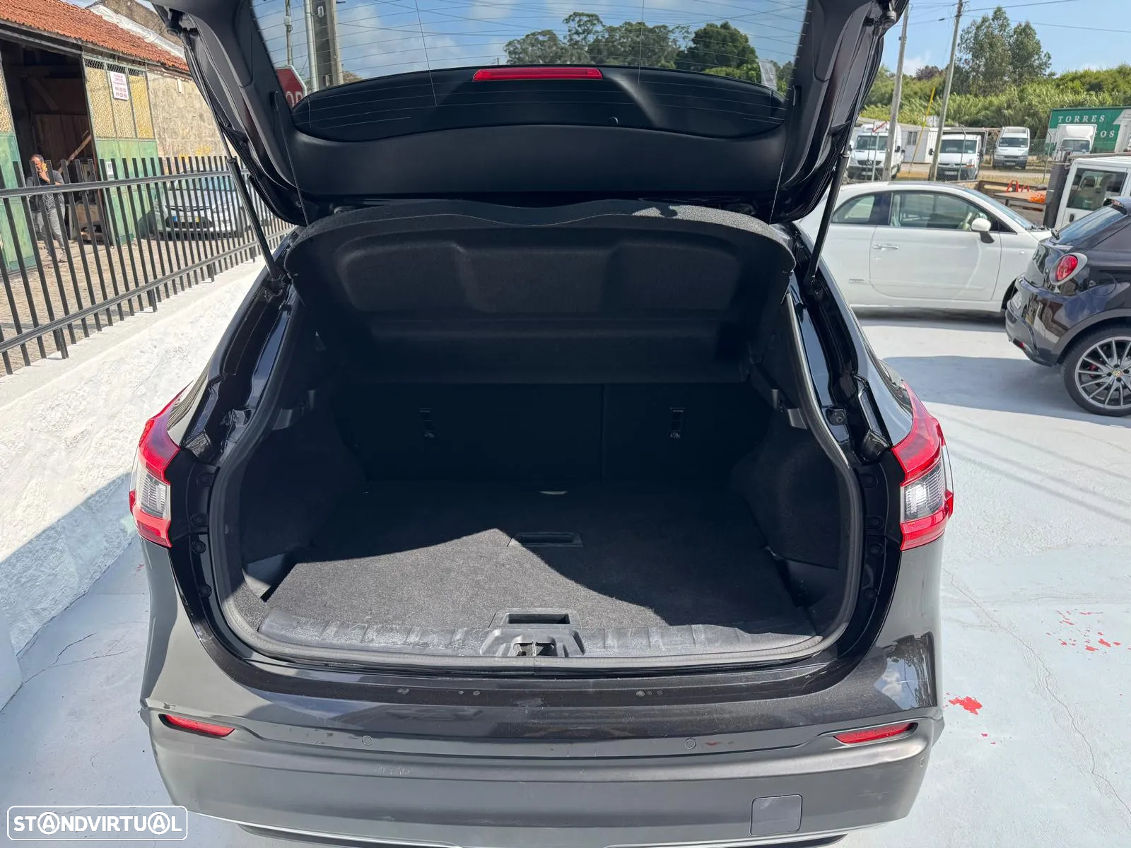 Nissan Qashqai - 10