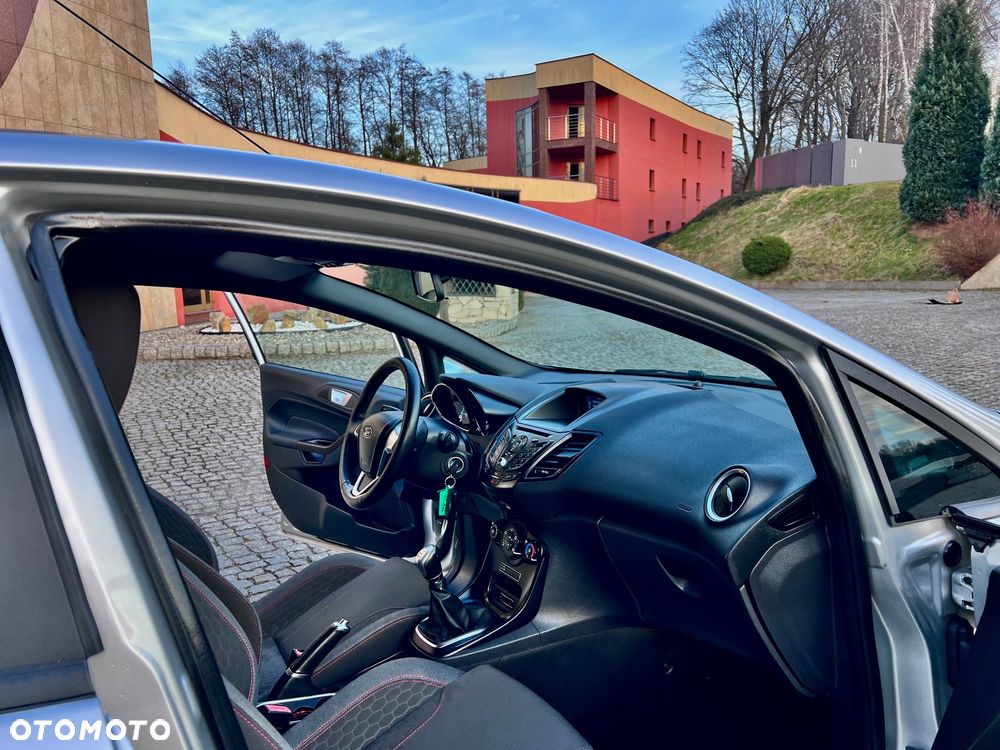 Ford Fiesta 1.0 EcoBoost S&S ST-LINE - 16