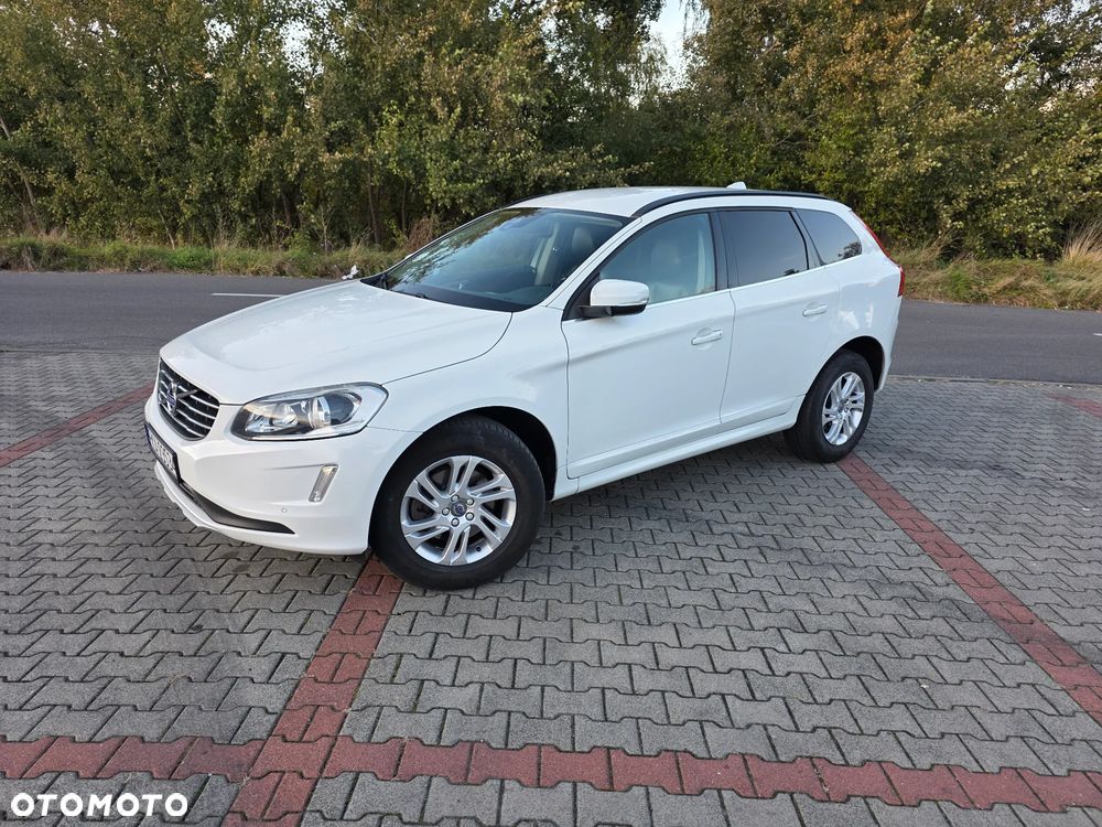 Volvo XC 60 D3 Drive-E Momentum - 3