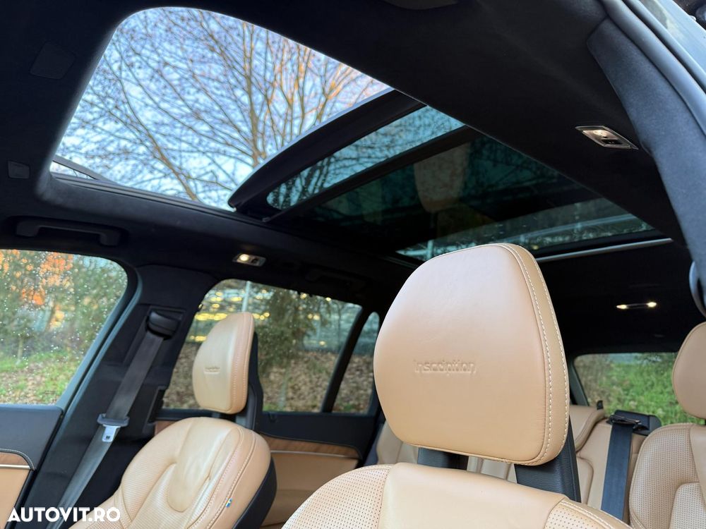 Volvo XC 90 - 7